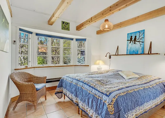 Prázdninový dům 4 Bedroom Pet Friendly In *