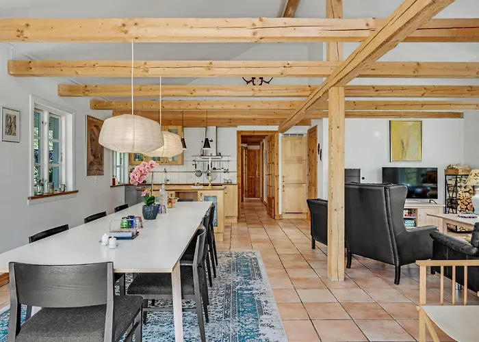 Prázdninový dům 4 Bedroom Pet Friendly In